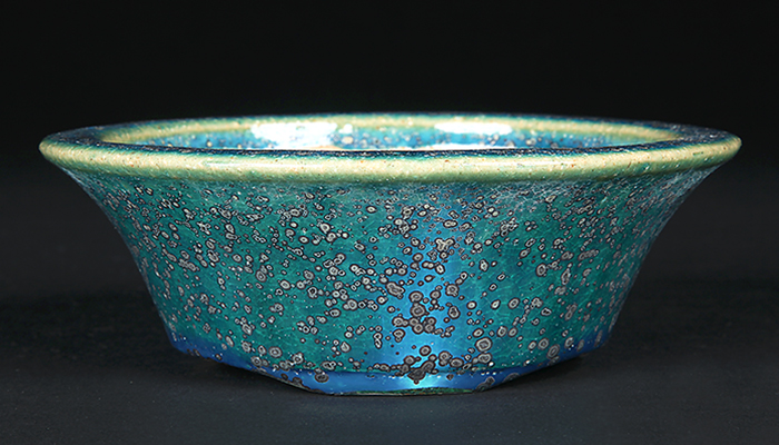 鴻陽織部釉外縁丸鉢