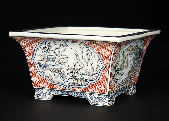 月之輪正泉五彩山水小紋図正方鉢