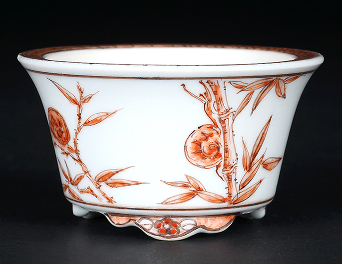 月之輪正泉赤絵蝸牛図丸鉢