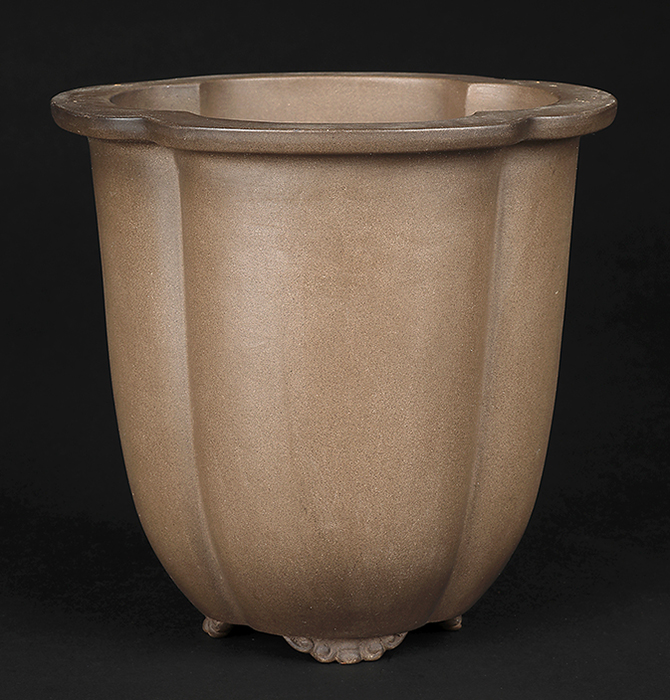 烏泥輪花型下方鉢