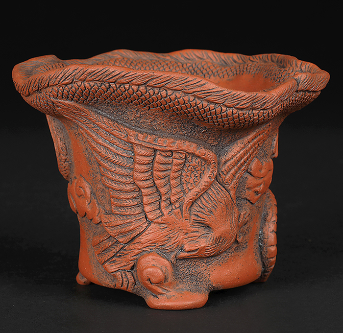 河田義之作龍縁浮彫鷹と龍雲図丸鉢